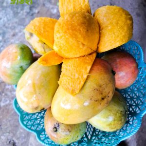 প্রিমিয়াম লখনা আম - ১২ কেজি